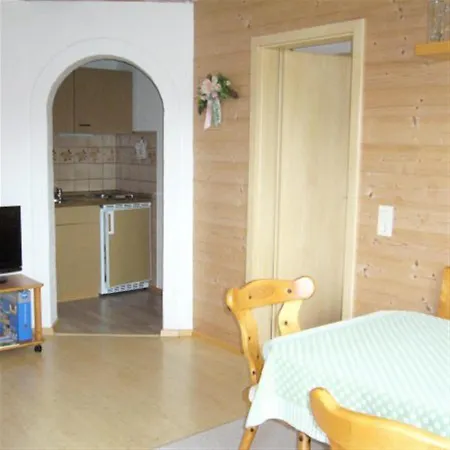 Ferienwohnung Haus Nett 아파트 Stiefenhofen