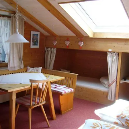 Ferienwohnung Haus Nett 아파트 Stiefenhofen